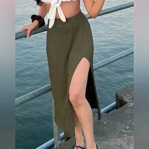 SIZE XXS WILFRED OLIVE GREEN SLIT MIDI  SKIRT